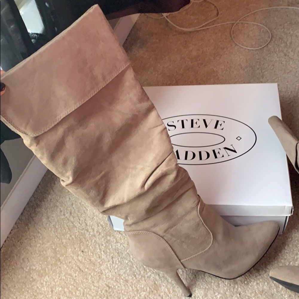 Taupe Steve Madden Suede boots